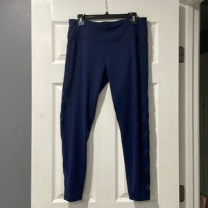 Victoria’s Secret SPORT Knockout leggings.